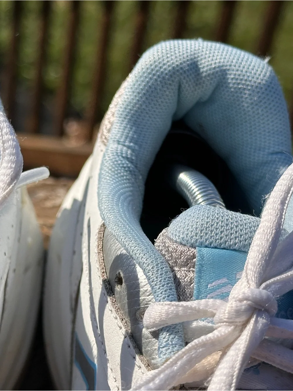 New Balance 409 Womens 9.5 Walking Shoes White Blue Silver